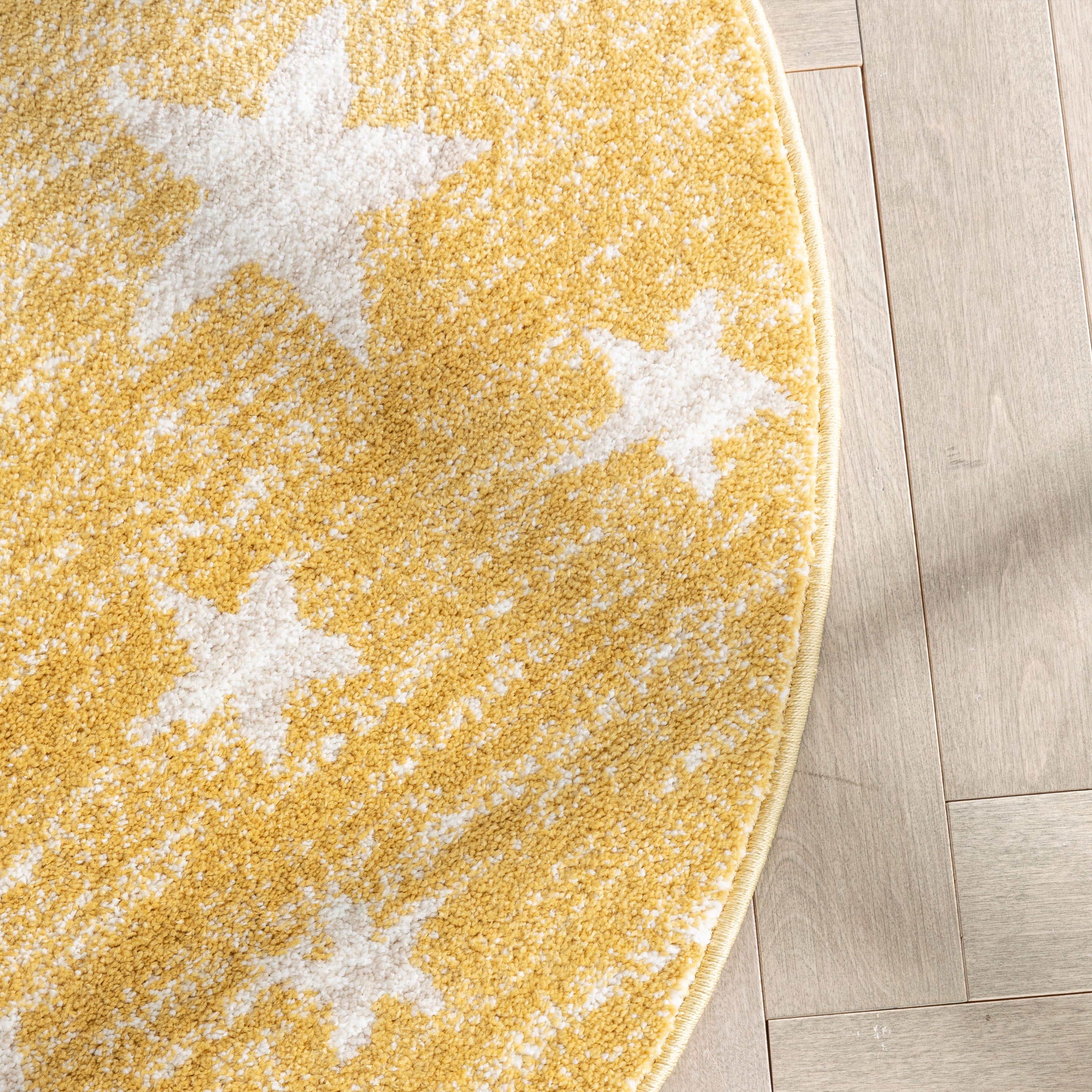 Well Woven Kennedy Stars Modern Abstract Yellow 4' Round Rug