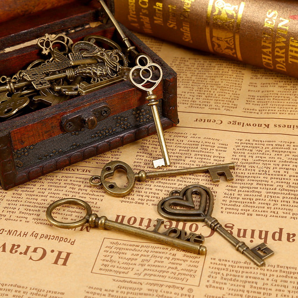 At Auction: Vintage Keys