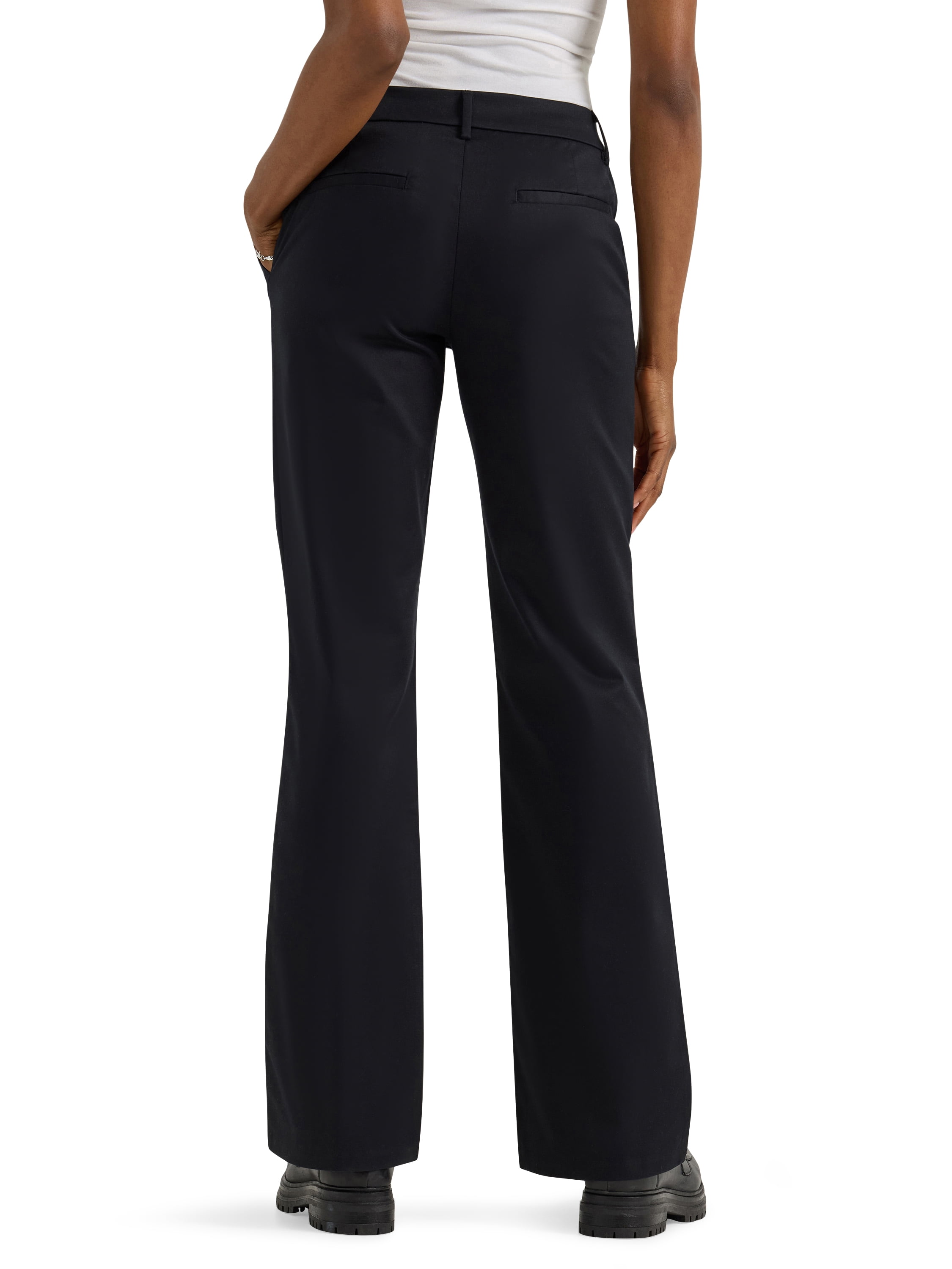 Lee Women's Wrinkle-Free Mid-Rise Bootcut Pant