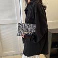 thumbnail image 4 of Bolso de mano de noche de PU para mujer, bolso pequeño con estampado de animales, monedero (negro) FLhrweasw Nuevo, 4 of 9