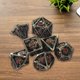 thumbnail image 4 of Juego de 7 piezas de poliedros huecos, ideal para juegos de rol y entretenimiento. Negro rojo, 4 of 6