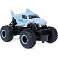 thumbnail image 3 of Monster Jam RC, Monster Truck Oficial de Megalodon con Control Remoto, Escala 1:24, 2.4 GHz, para Mayores de 4 a&ntilde;os Monster Jam NA, 3 of 6