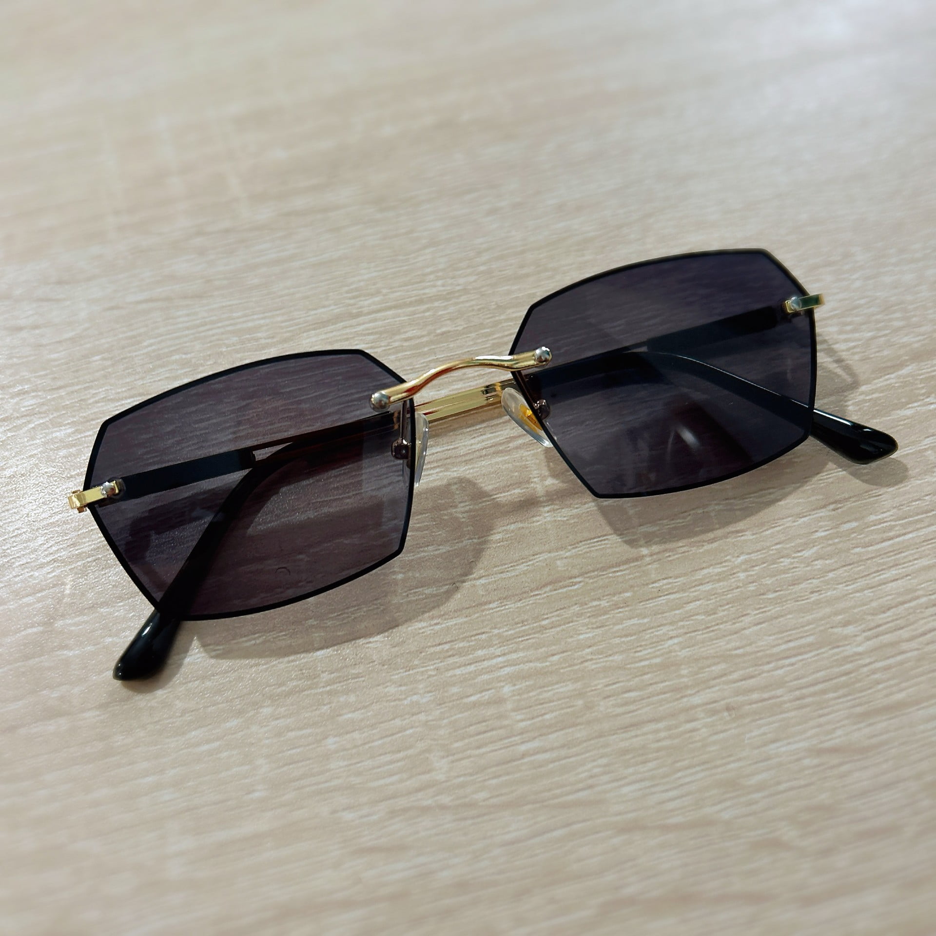2 Pairs of Men's Fashion Blue Light Blocking Rimless Reading Glasses 2.5, Metal Gold Rectangular PHOTOCHROMIC Sunglasses Readers +2.50