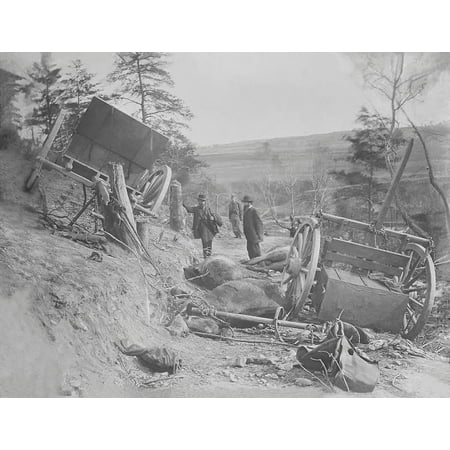 - Havoc effect of a heavy artillery shell during the American Civil War Poster Print by Stocktrek Images