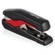 thumbnail image 4 of Grapadora Swingline Omnipress 30 Capacidad para 30 Hojas Negra/Roja, 4 of 9
