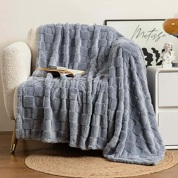 Fnyoxu Reversible Chessboard Fleece Throw - Office Nap Blanket & Sofa Cover Gift, All Purpose Velvet Design