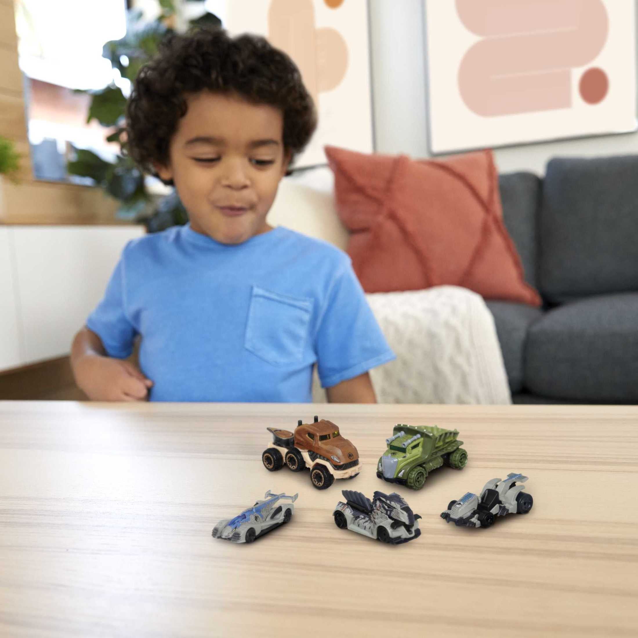 Hot Wheels Jurassic World Dominion Set of 5 Toy Character Cars or Trucks, Collectible Vehicles