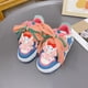 thumbnail image 3 of Sanrios Hellokittys Cinnamoroll My Melody Kuromi zapatillas para niños zapatillas luminosas de dibujos animados zapatos planos casuales zapatos versátiles de caña alta, 3 of 5