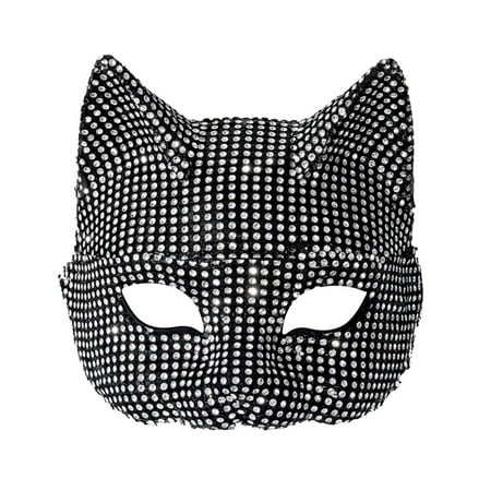 

The Yourself With A Dazzling Embedded And As The Center Of Attention In The Entire Party