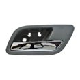 thumbnail image 1 of MANIJA INT CHEV PU/ SILVERADO/ TAHOE/ AVALANCHE/ SUBURBAN/ YUKON/ DENALI 07-14 TRAS GRIS/CROMO DERECHO/COPILOTO, 1 of 3