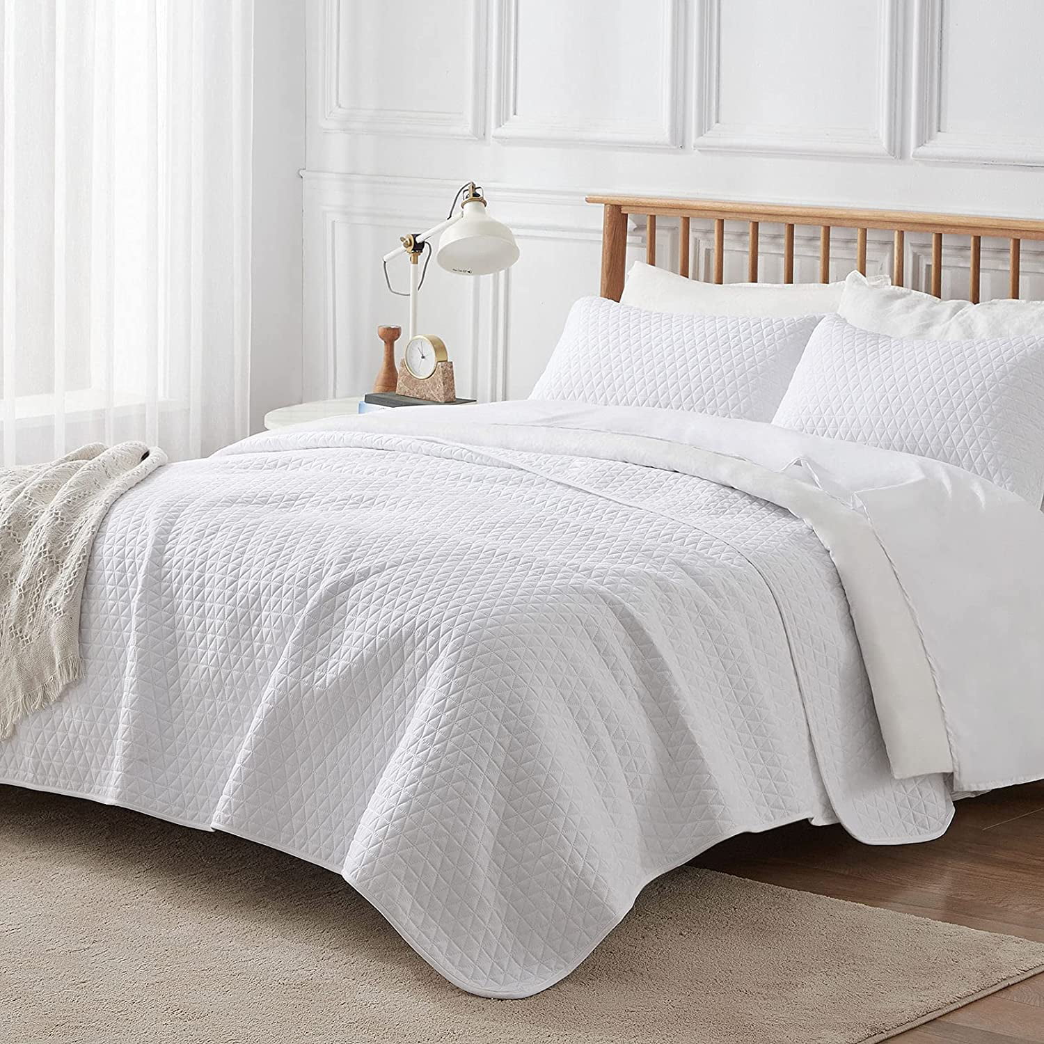 White 1 Quilt 1 Sham Unique Stitches Pattern Quilting Bedspread 2-Piece Lightweight Coverlet for All Season VEEYOO Bedspread Single 172x249cm 
