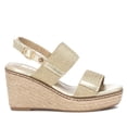 thumbnail image 1 of Sandalia Mujer XTI Casual Plataforma Ajustable dorado 23, 1 of 4