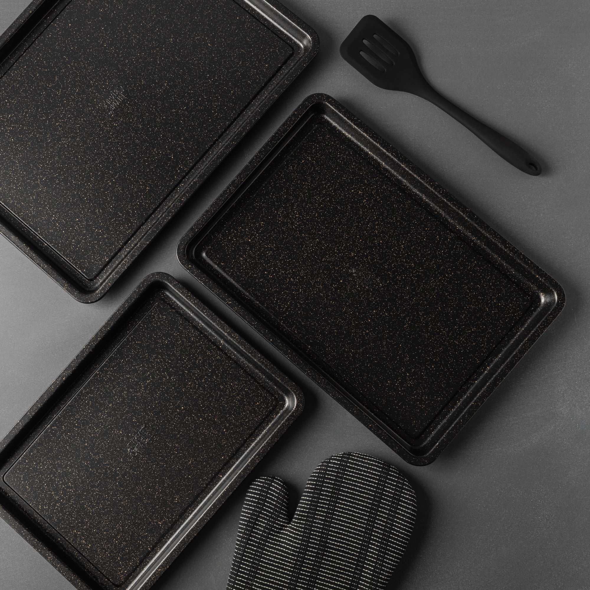 Thyme & Table 3-Piece Non-Stick Sheet Pan Set, Black