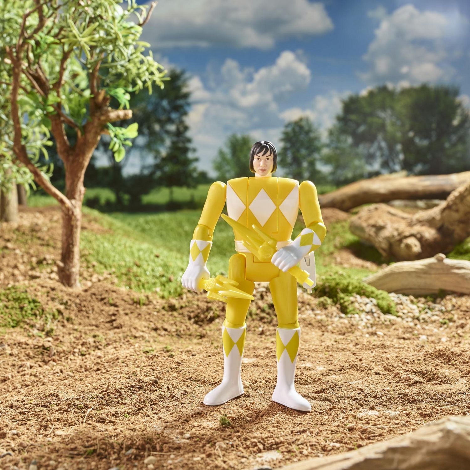 Power Rangers Retro-Morphin, figurine Ranger jaune, Trini, tête basculante, bande dessinée inspirée du jouet Mighty Morphin classique, dès 4 ans