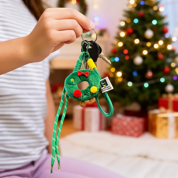 Hometravel Christmas Gingerbread Pendant, Cute Figurine Keychain Bag Decor, Plush Holiday Gift Accessory for Personal Items, Seasonal Display