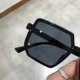thumbnail image 5 of Gafas de sol de montura grande para hombre y mujer, lentes de sol cuadradas de marca, estilo Retro, polígono, 5 of 5