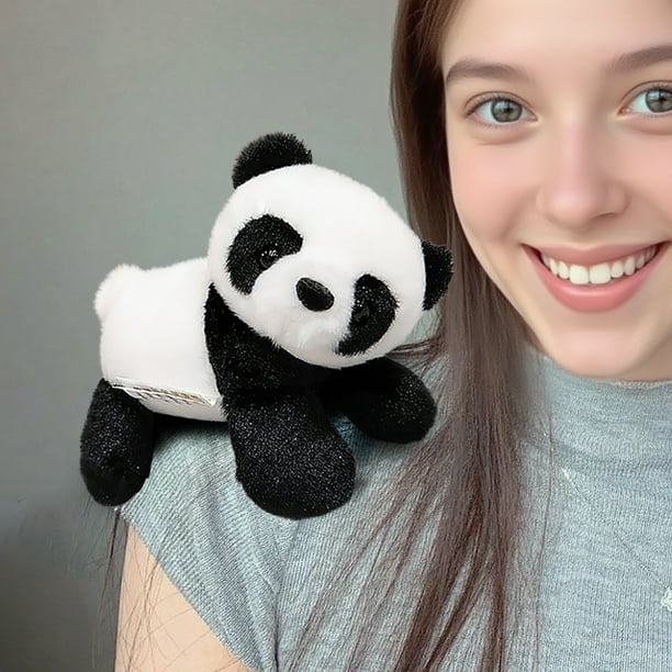 Peluche de hombro magnético | Muñeca de peluche adorable | Accesorio magnético manos libres para hombro, mochila, nevera | Tela suave y suave | Tamaño de bolsillo | Regalo para adultos | 1 Pack