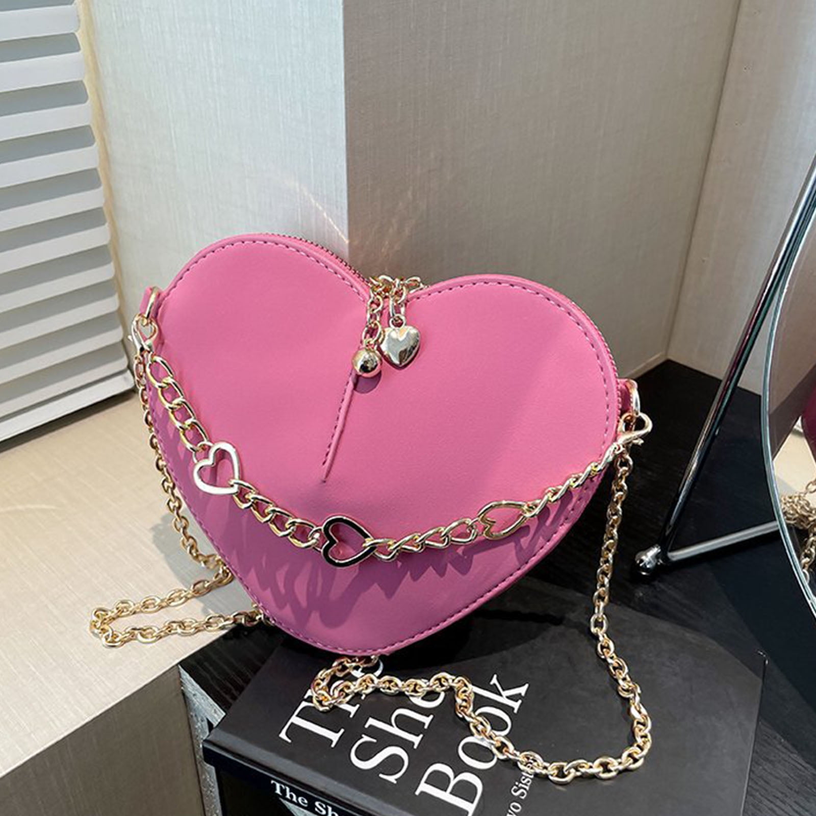 URTERYSER Heart Shaped Crossbody Bag Fashionable PU Leather Shoulder Bags with Chain Strap Satchel Purse for Women and Teens Light Pink