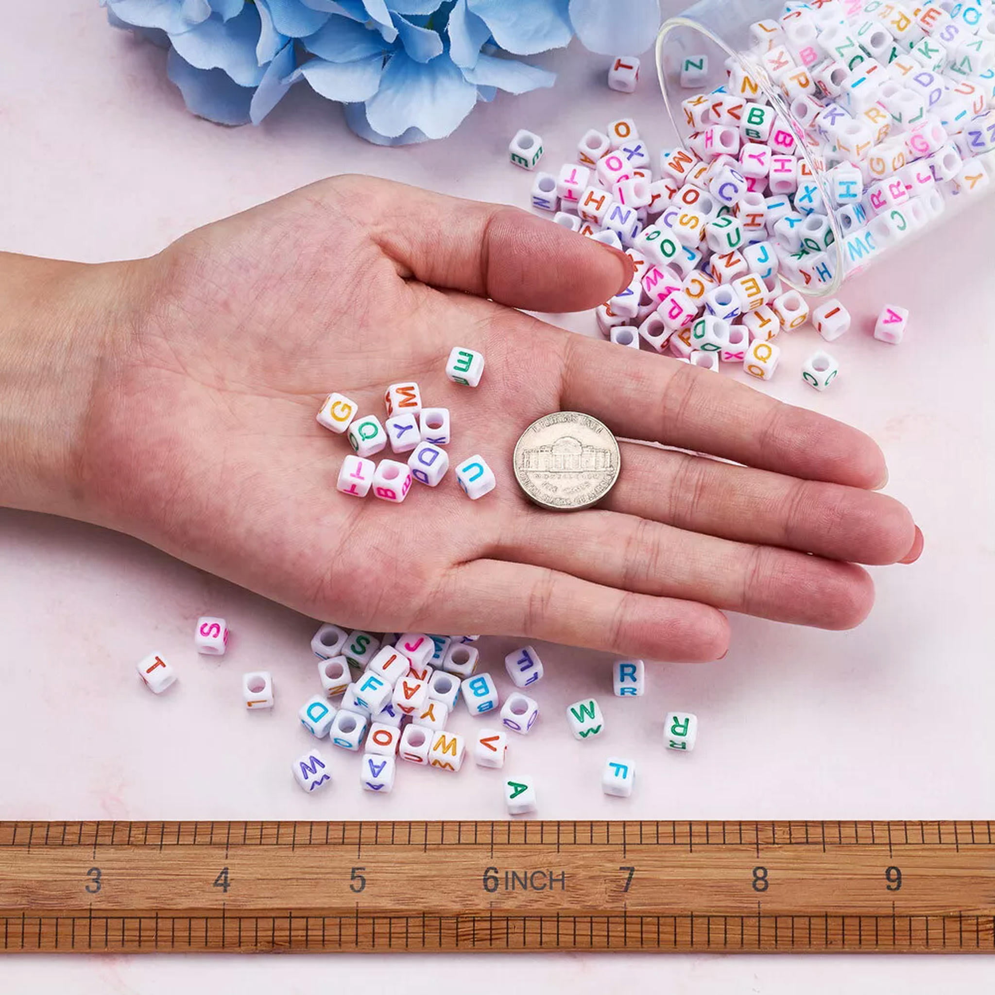U8MO 1300pcs 26 Letter A~Z 6mm Opaque White Acrylic Enamel Cube Beads Alphabet Spacer