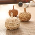 thumbnail image 2 of 2pcs adornos de calabaza tejida de paja árbol de Navidad decoración de calabaza con temas de otoño adornos al aire libre, 2 of 5