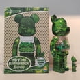 thumbnail image 3 of Figura coleccionable de mi primer bebé Bearbrick de 28 cm de altura, versión verde bosque 400%+100%., 3 of 9