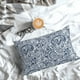 thumbnail image 5 of Fotbe Paisley4 Funda de Almohada Decorativa Estilo Occidental, Lujo en Algodón, Fundas para Almohadas King, Cojín Estampado para Decoración del Hogar-16"x24", 5 of 6