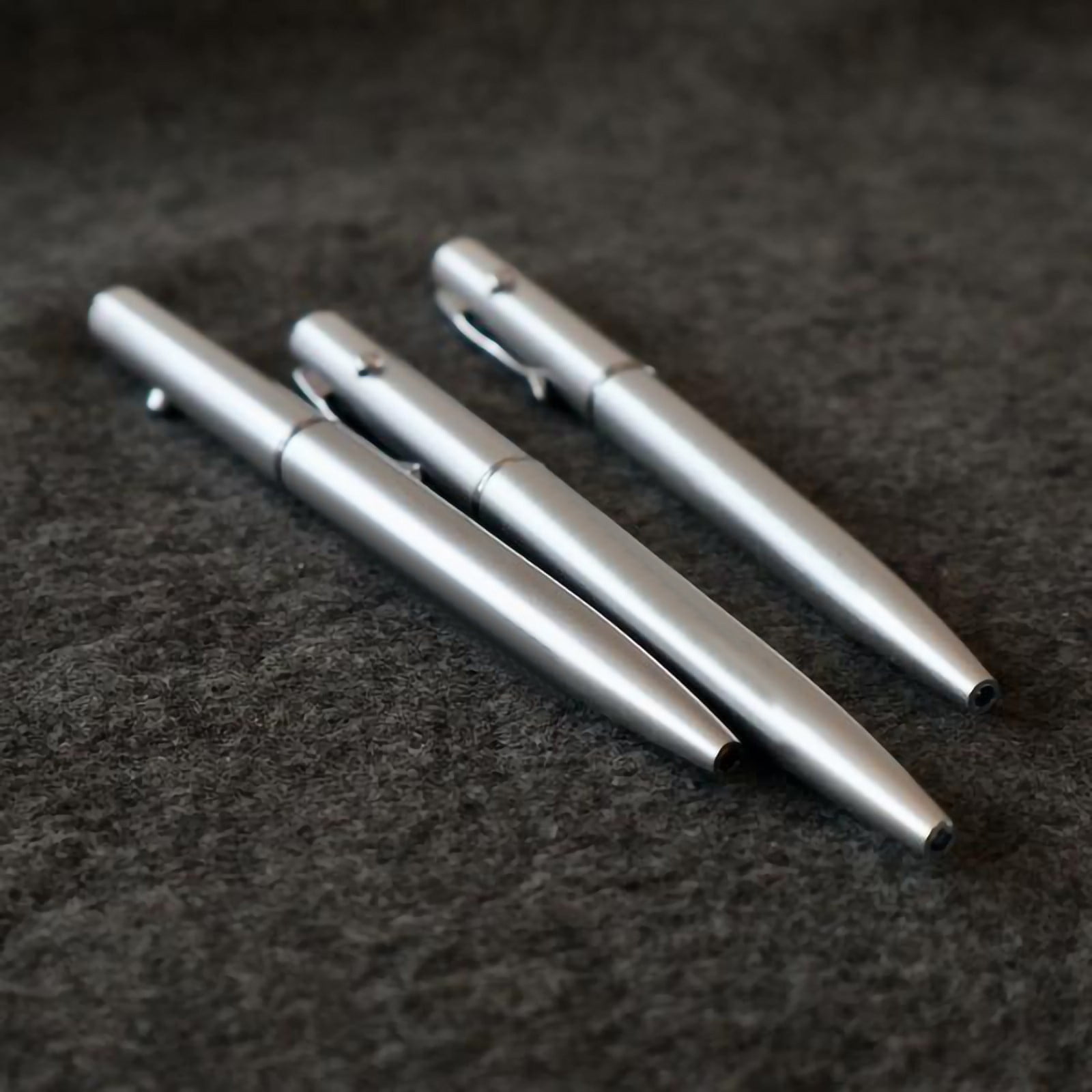 Invisible Ink Pen with UV Light, 2Pcs Disappearing Ink Spy Pen for