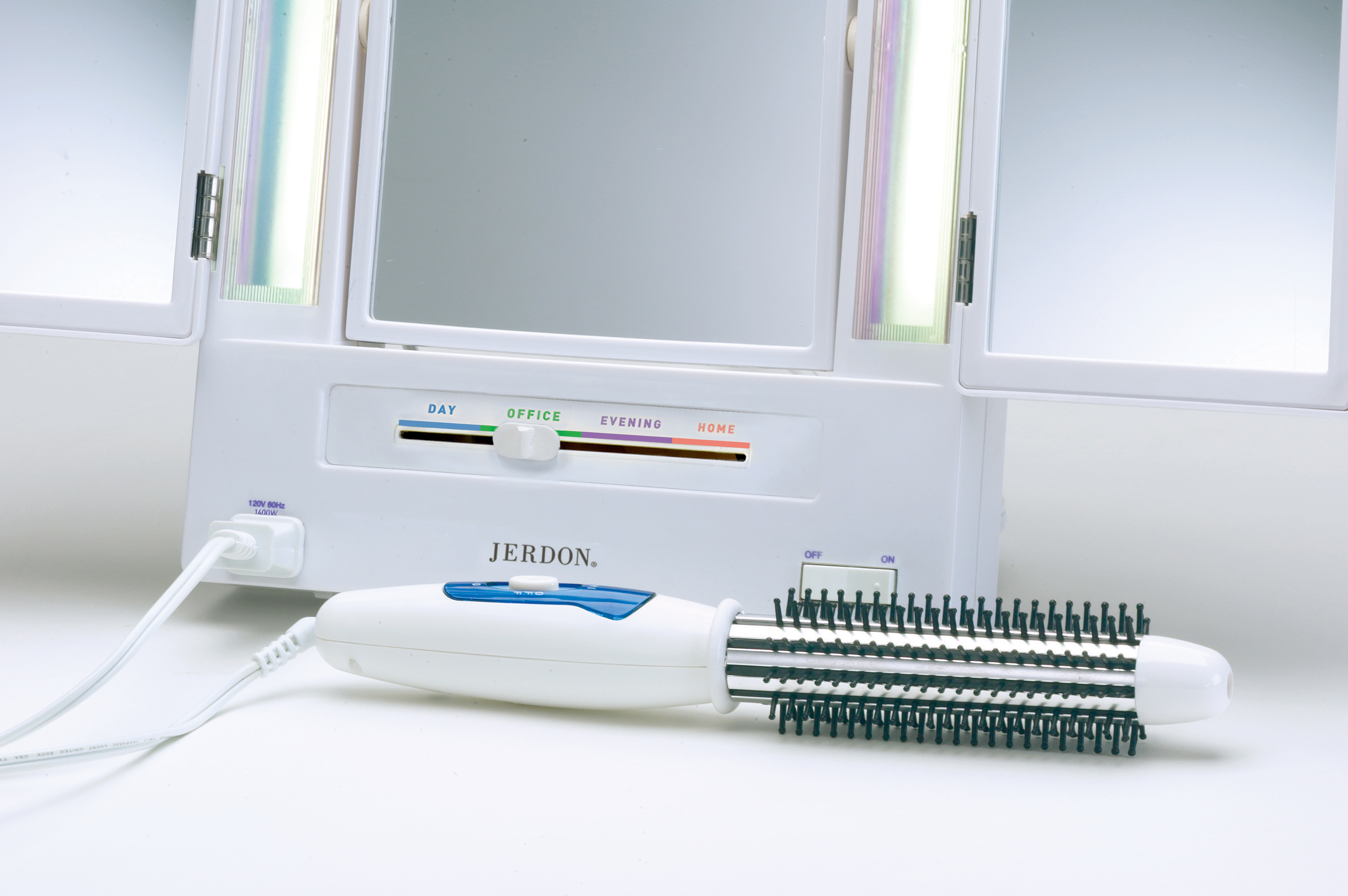 Jerdon Tri-Fold Makeup Mirror with Lights, White photo 7