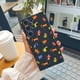 thumbnail image 4 of Destaca con una innovadora y elegante funda de teléfono de TPU a prueba de golpes con diseño de dibujos animados para iPhone, 4 of 4