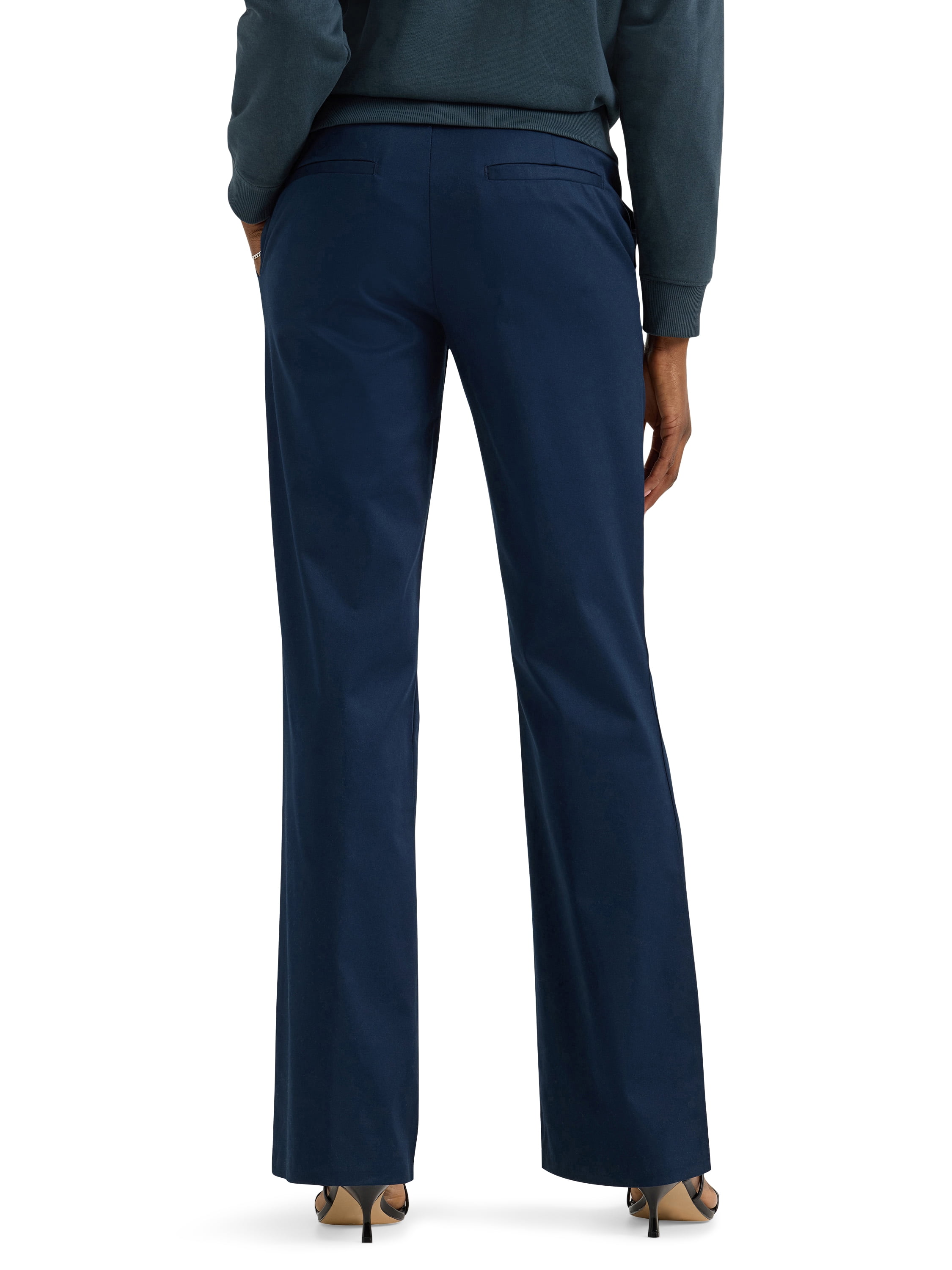 Lee Women's Wrinkle-Free Mid-Rise Bootcut Pant