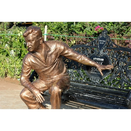 Canvas Print Kapoor Bronze Bollywood Statue Brown Bench Shammi Stretched Canvas 10 x (Best Of Shammi Kapoor)