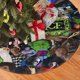 thumbnail image 2 of Falda para árbol de Navidad de Beetlejuice, suave y divertida, decoración navideña navideña de granja de 48", 2 of 4