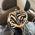 thumbnail image 4 of Bolso de mano de noche para mujer, bolso cruzado con cadena de perlas esponjosas (estampado de cebra), 4 of 6