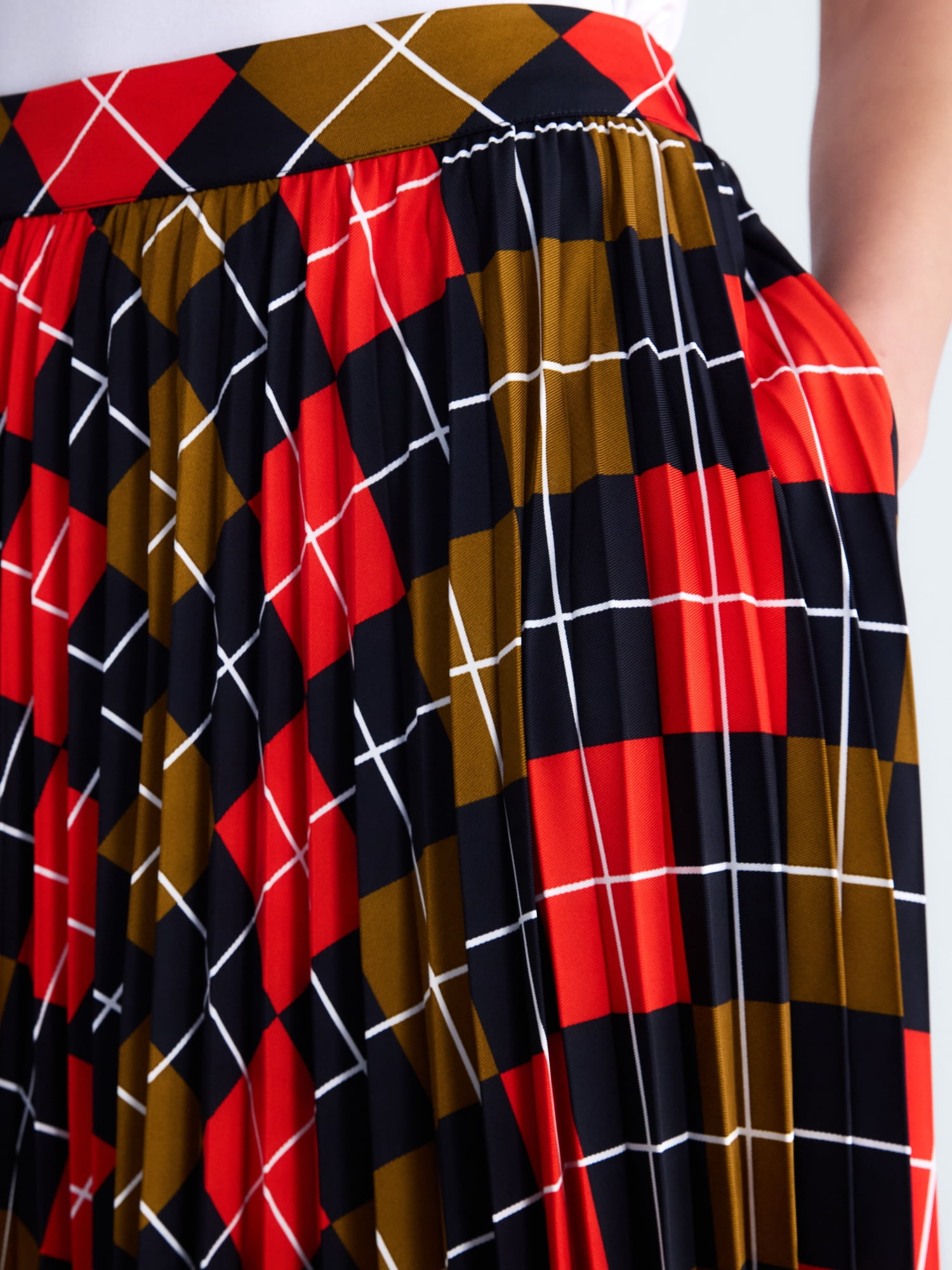 Free Assembly Women's and Women's Plus Sunburst Pleat Argyle Maxi Skirt, Sizes XS-4X