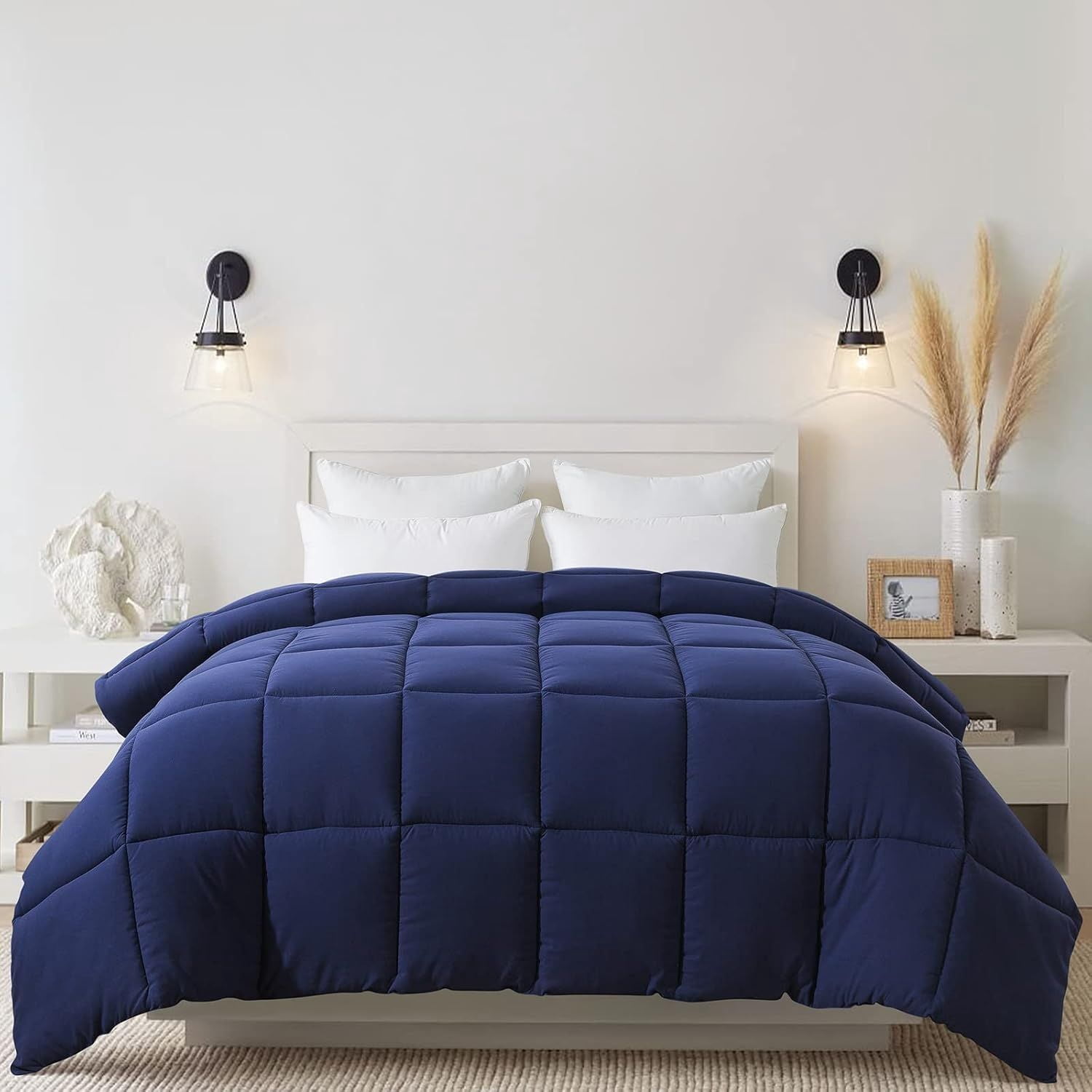 Queen Size Down Alternative Comforter, All Season Soft Quilted Bedding with Corner Tabs, Lightweight Microfiber Fill for Winter Summer Use, Blue Grey