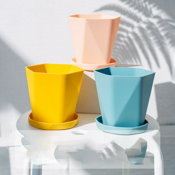 Travelwant Flower Pots, Plastic Plant Pots with Drainage Holes and