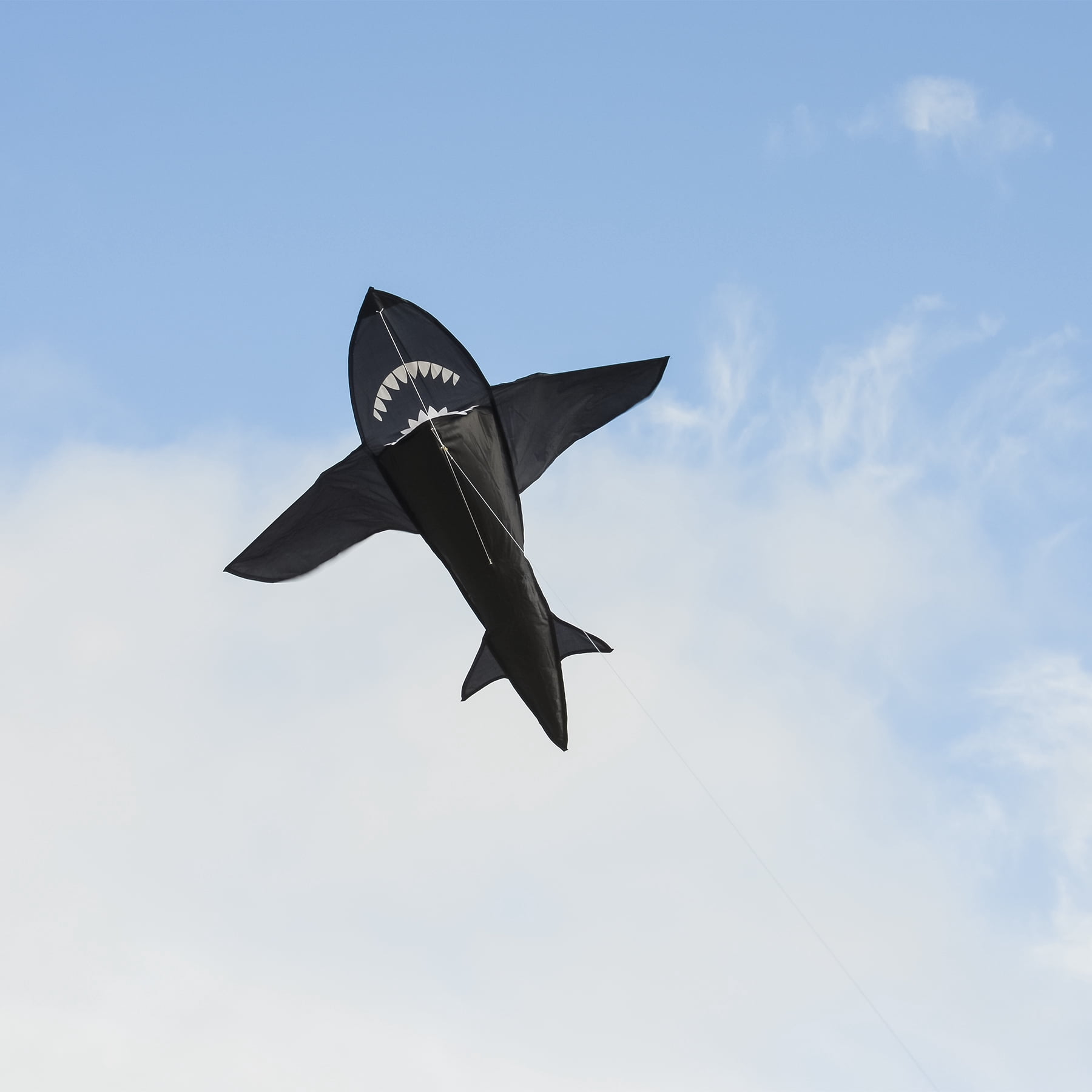In The Breeze 2909 — 4 ft. 3D Shark Kite — Fun, Easy Flying Single-Line Sea Life Kite for the Family
