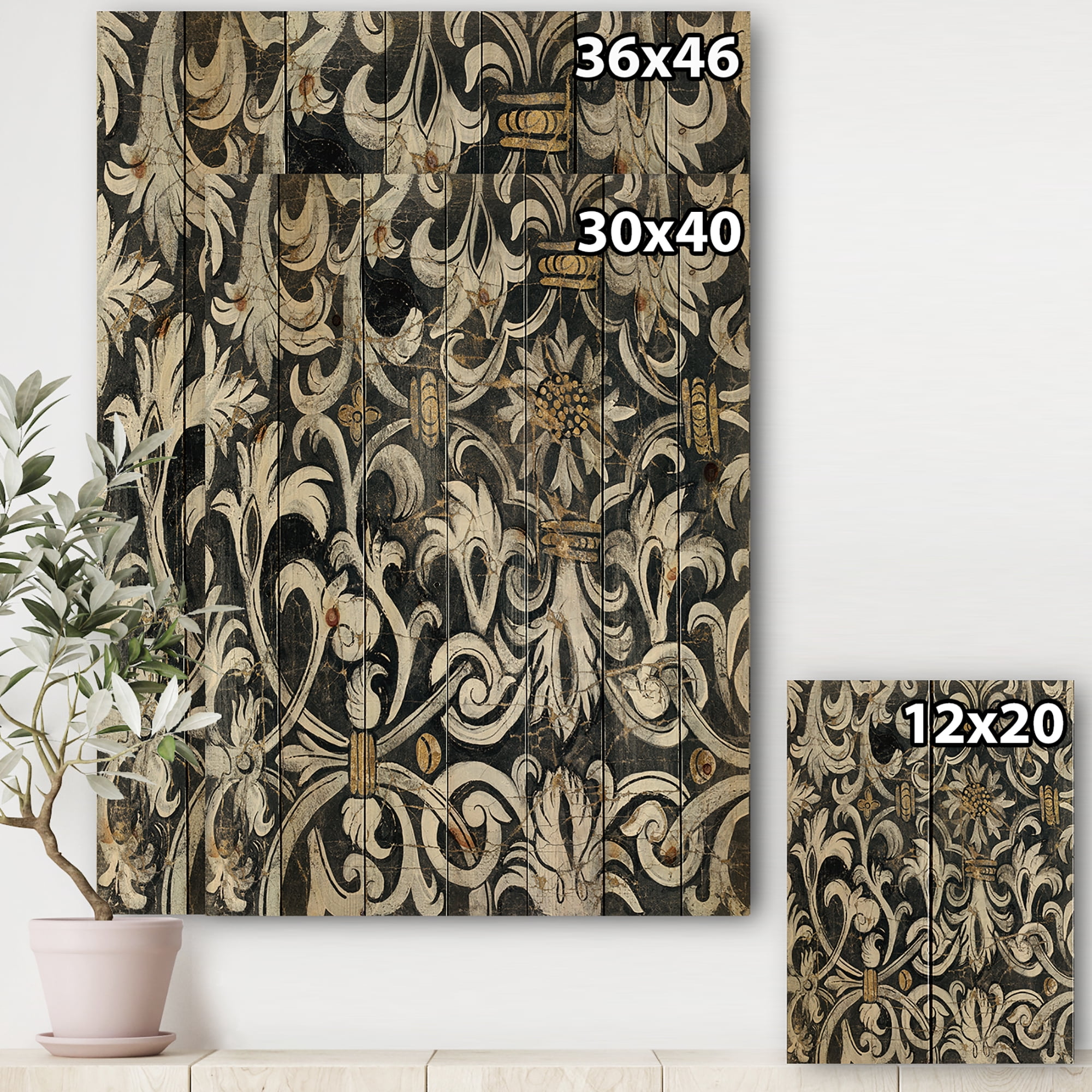 Designart 'Gold Mettalic Floral Strapwork ' Ornate Glam Print on Natural Pine Wood