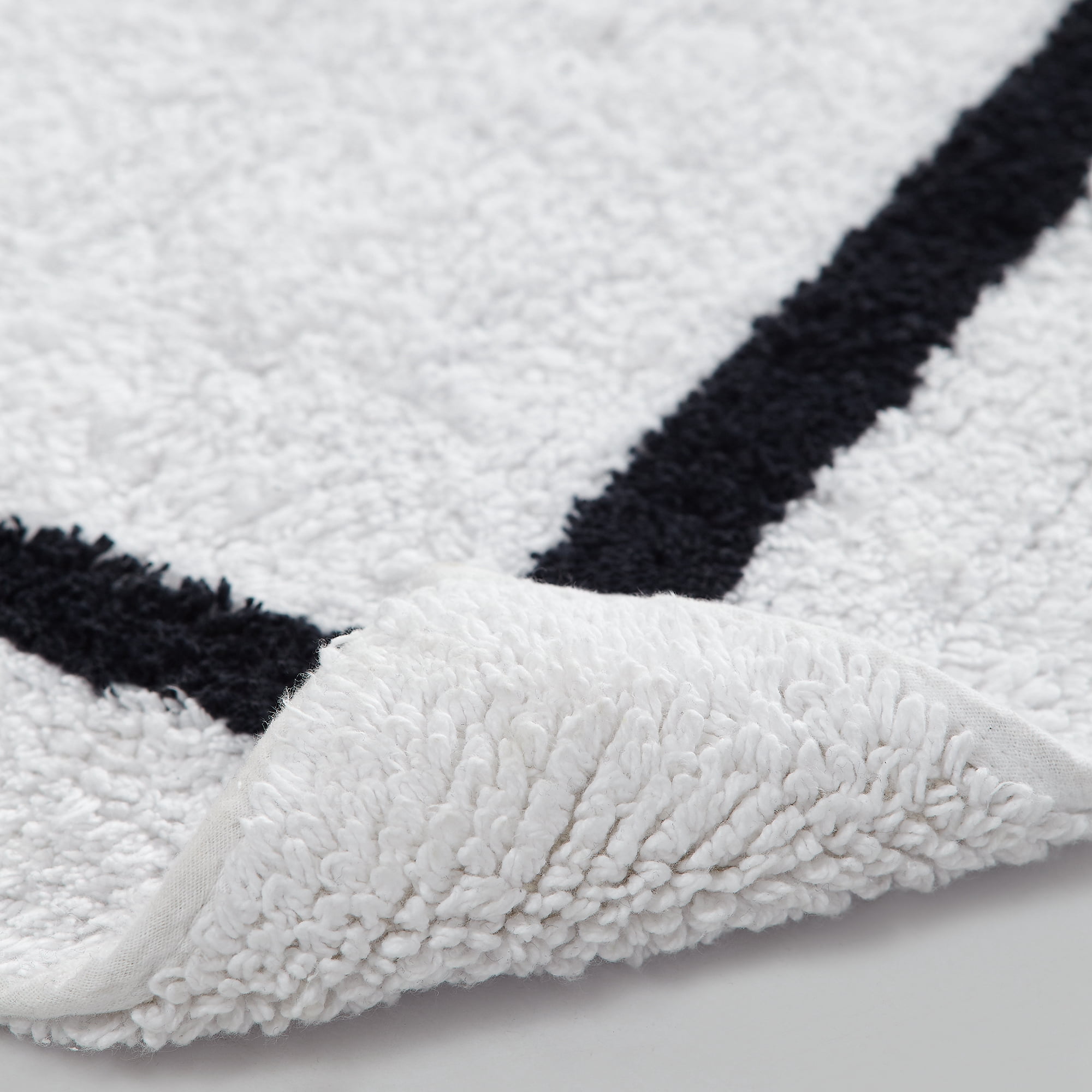 Modern Threads Geometric Black Cotton Rug Runner, 2' x 5'