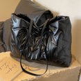 thumbnail image 3 of Mujer Puffy Down Hobo Bag Puffer Tote Bag Casual Satchel Sling Bag Bolsa de viaje, 3 of 9