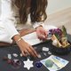 thumbnail image 3 of Set sagrado de 7 cristales platónicos para la sanación de los chakras con estrella Merkaba tallada. Juego de piedras para la meditación y la sanación con cristales., 3 of 7