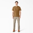 thumbnail image 3 of Camiseta Dickies para Hombre, Manga Corta, Cuello Redondo, Tela Pesada, Color Marrón, 3 of 7