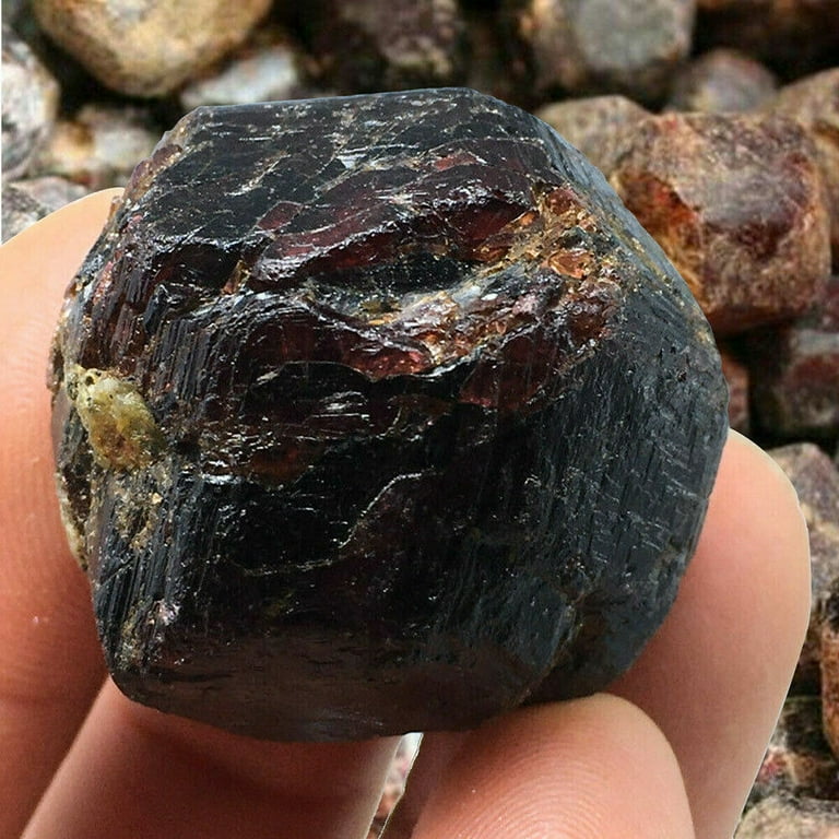 Garnet gemstone rough online
