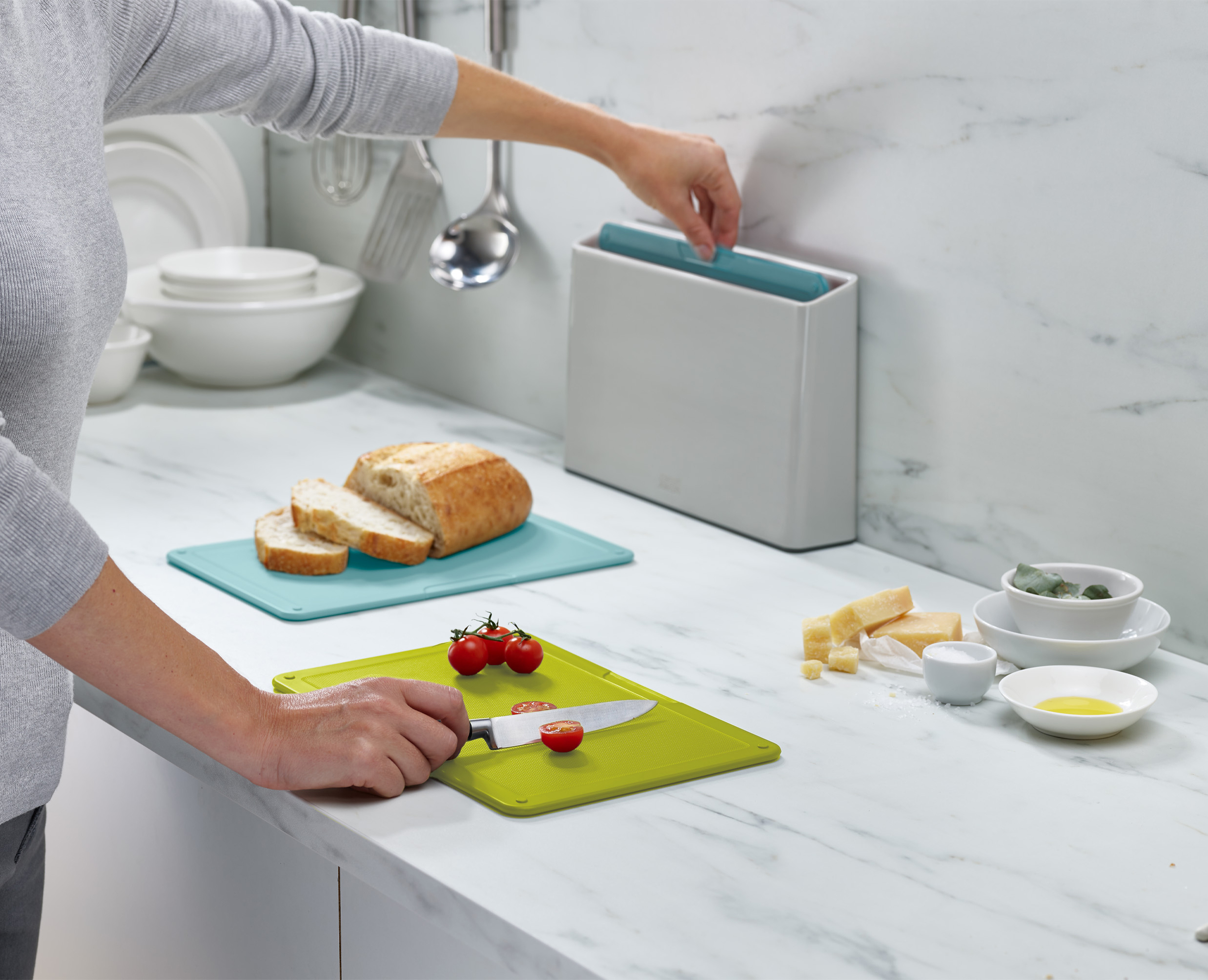 Joseph Joseph Duo Regular 3-piece Cutting Board Set with Case