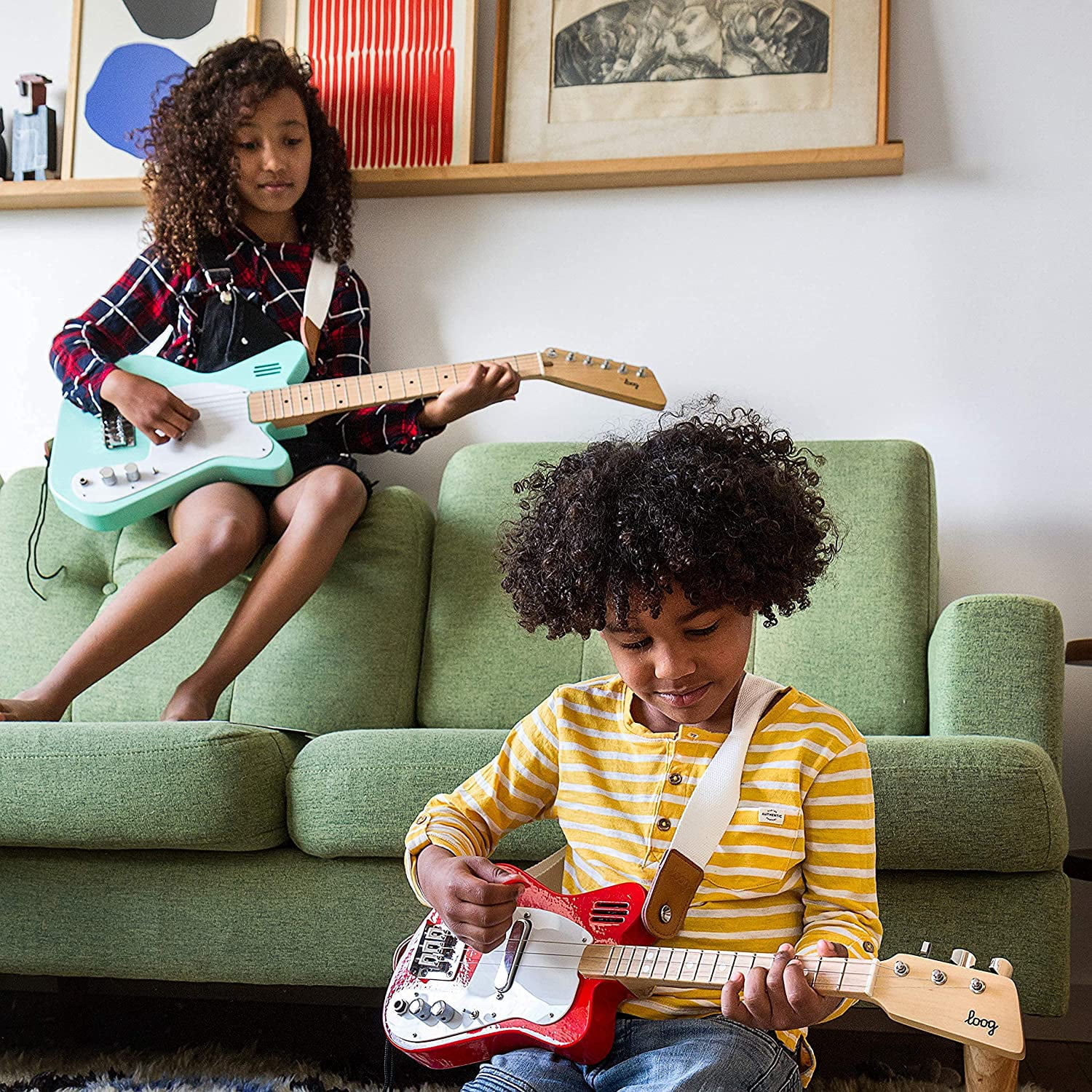 Mini Guitares Électriques en 4 Couleurs: Collection Exclusive