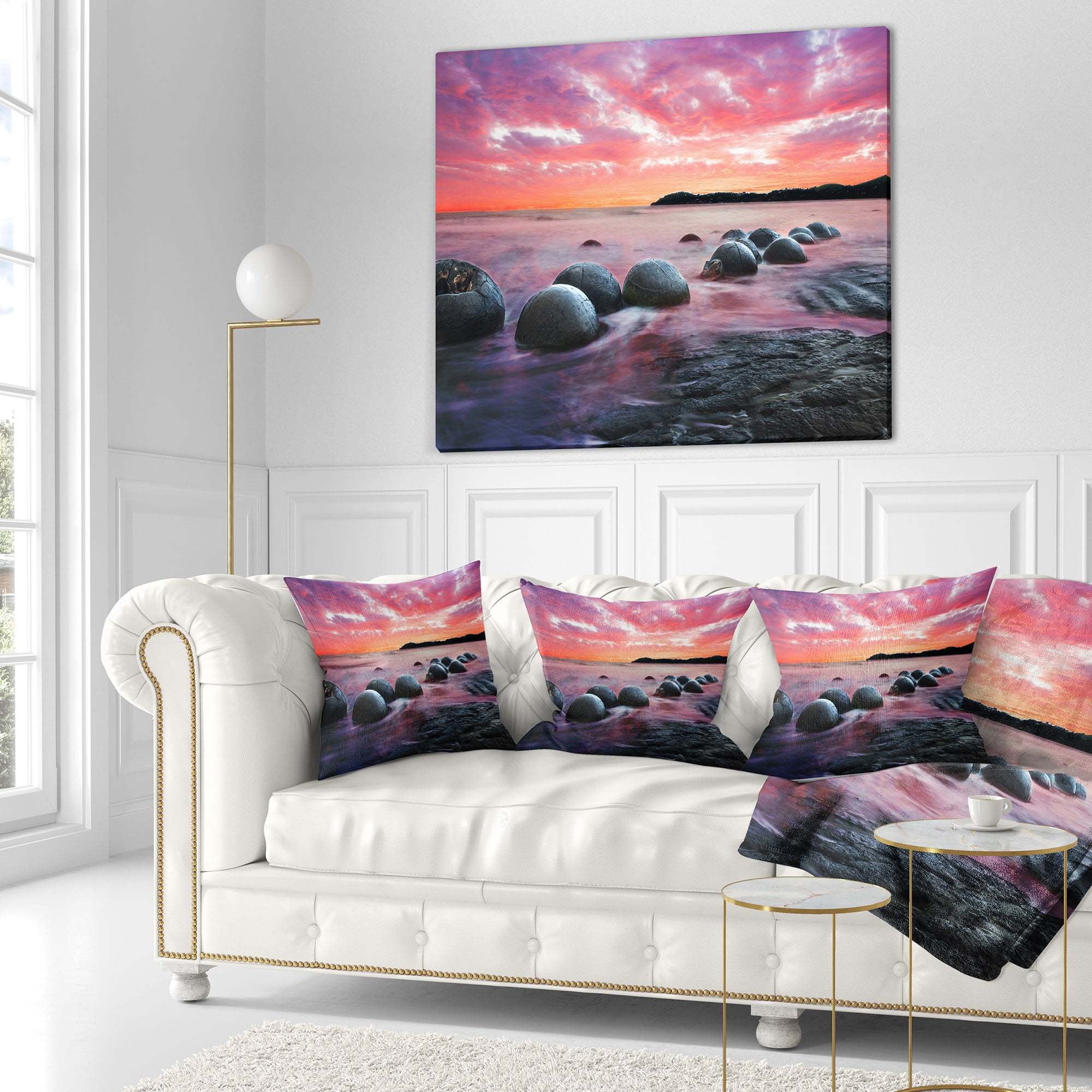 Designart Moeraki Boulders at Sunset - Seashore Photo Throw Pillow - 16x16