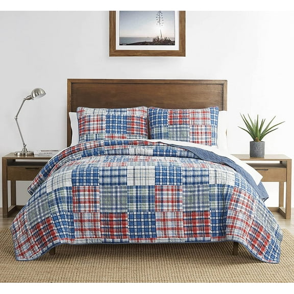 Queen Quilt Set - Soft & Breathable Cotton Bedding with Lightweight Feel, Reversible 3 Piece Bed Set with Matching Pillowcases (Raeford Blue)