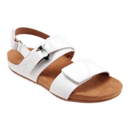 

Women s SoftWalk Benissa Slingback