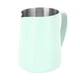 thumbnail image 1 of Taza para espumar café de 480 ml Jarra para espumar leche de acero inoxidable 304 Jarra para café con leche con boca puntiaguda y escala interior Verde, 1 of 10