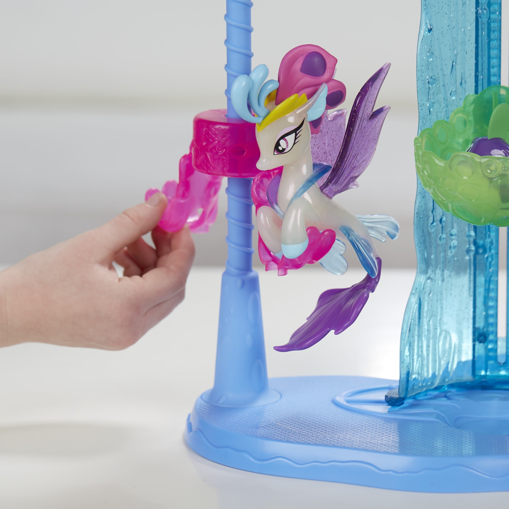 My little pony canterlot and seaquestria store castle playset